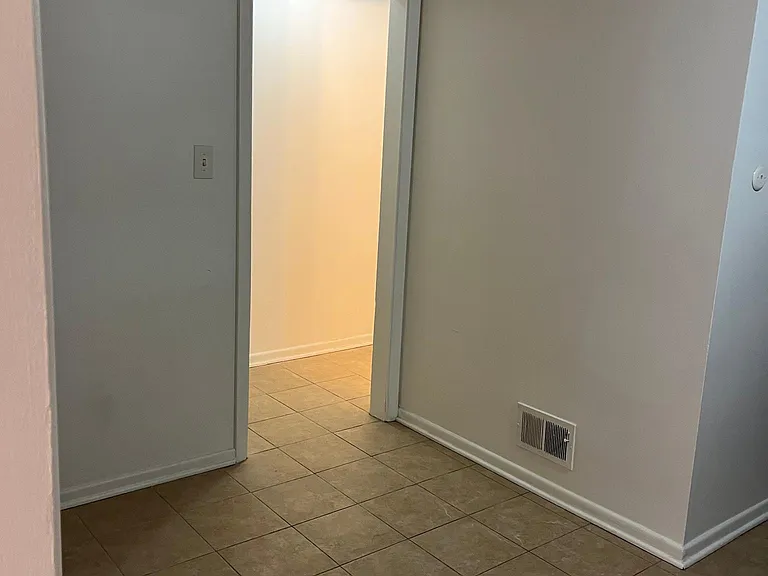 7906 W Lawrence Ave #D — Photo 11