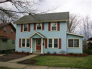 1st image of 206 Orchard Ave