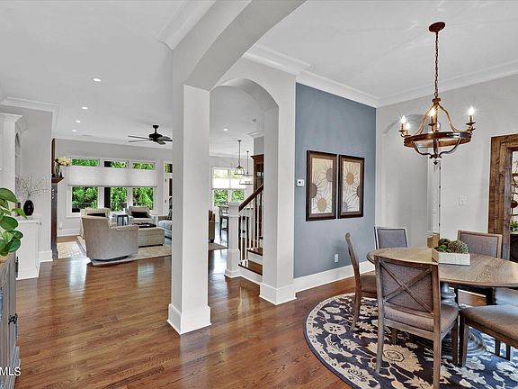 3rd image of 1309 Legacy Cove Way
