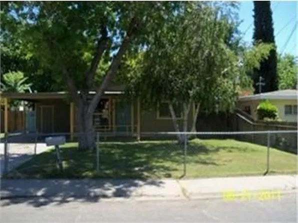2964 Clay St, Sacramento, CA 95815