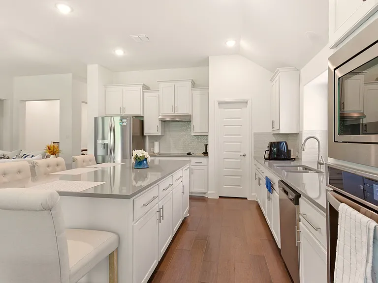 510 Royal Oaks Ln — Photo 15