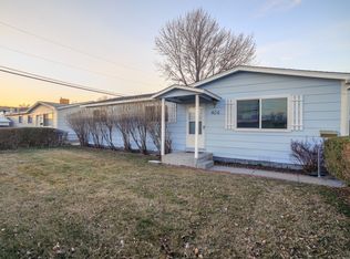 404 Zuni St, Aztec, NM 87410