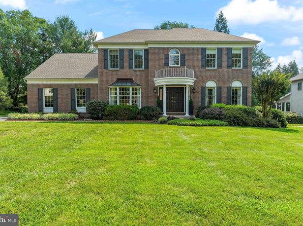 757 Meadowbank Rd, Kennett Square, PA 19348