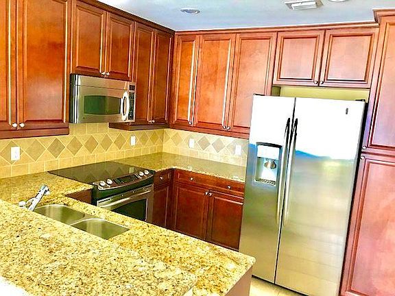 2nd image of 2305 Edgewater Dr Unit 1304