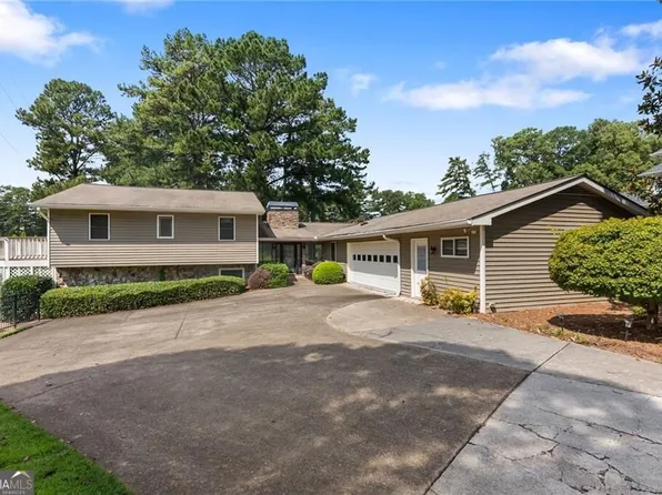 3665 High Green Dr, Marietta, GA 30068