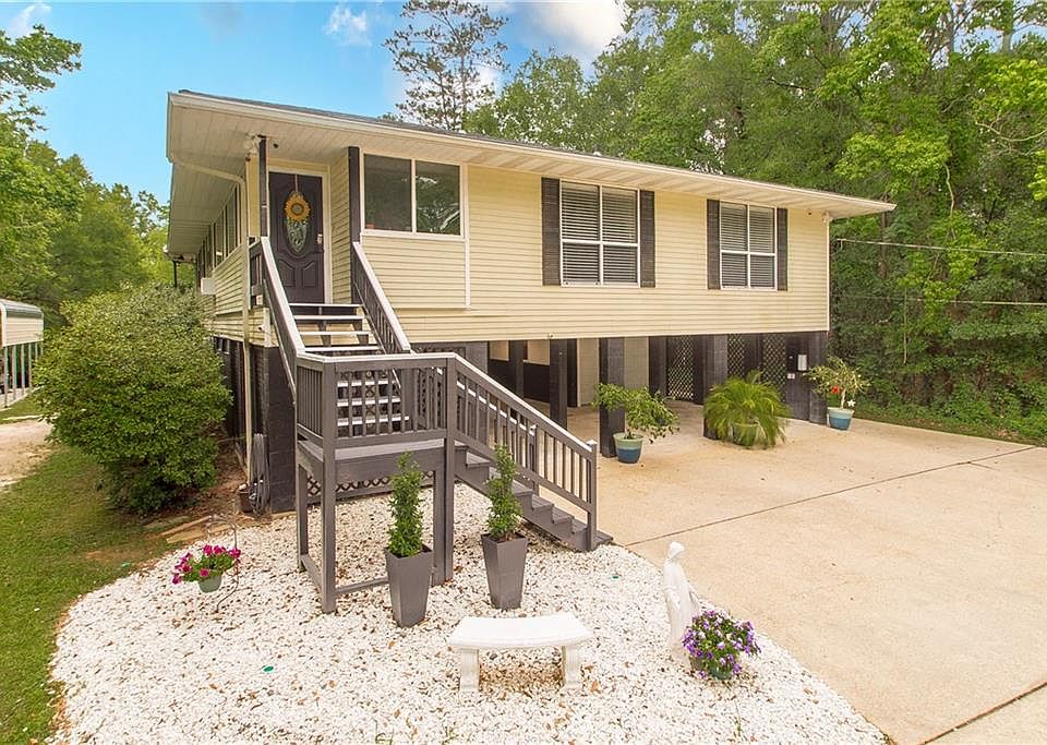 1st image of 18123 Monga Dr