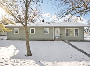 186 Illinois St, Crystal Lake, IL 60014