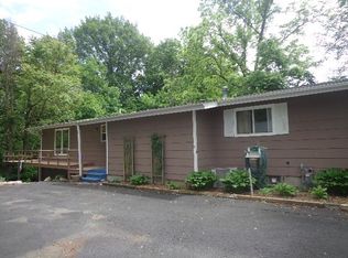 2107 17th St, Rock Island, IL