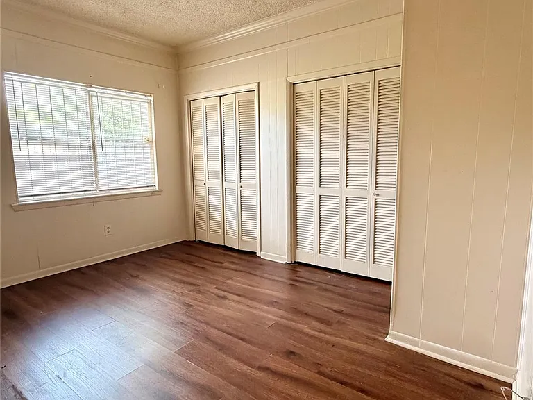 7700 Creekbend Dr #1 — Photo 8