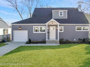 90 Shirley Ave, Staten Island, NY 10312