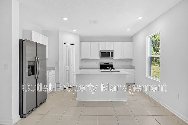 Building Photo - 1386 Inkberry Cir