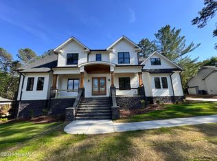 730 Diamondhead Drive S, Pinehurst, NC 28374