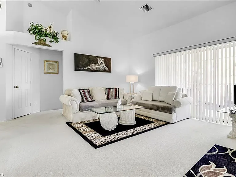 13131 Castle Harbour Dr #M3 — Photo 6