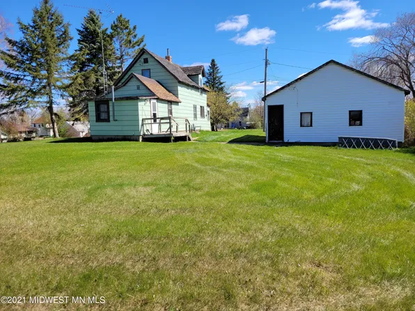 106 E Oak Ave, Frazee, MN 56544