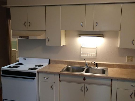 1810 Kitchen