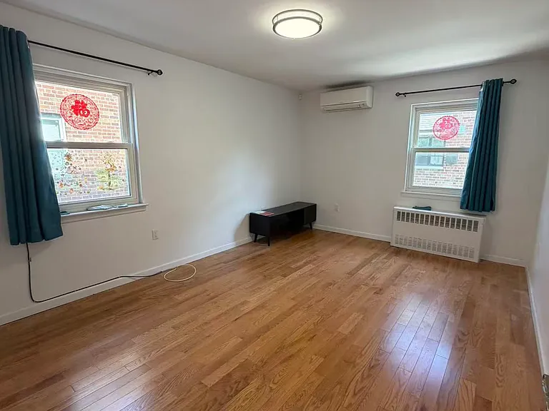 21916 43rd Ave #1 — Photo 3