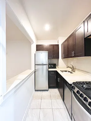 Rented by Keller Williams NYC | media 20