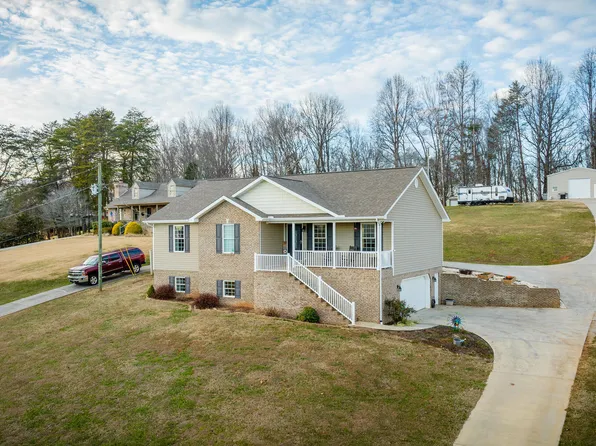 1064 Caprice St, Church Hill, TN 37642