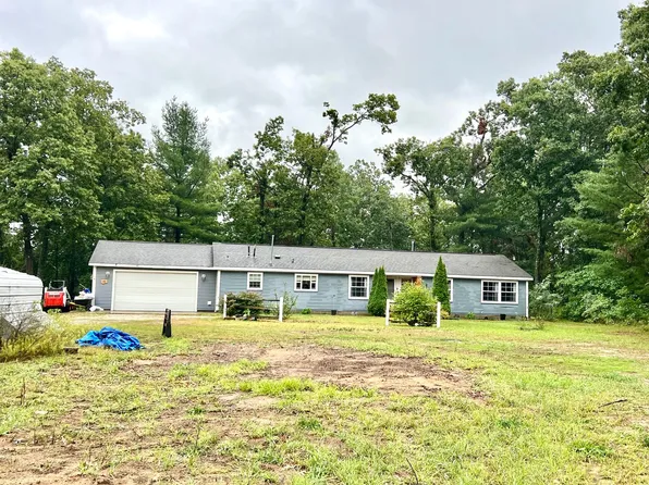 96 Raven Lakes Dr, Muskegon, MI 49442