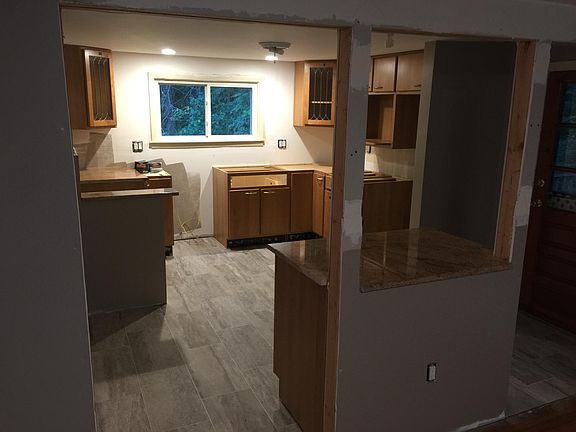 Currently remodeling the kitchen. New kitchen will have dis