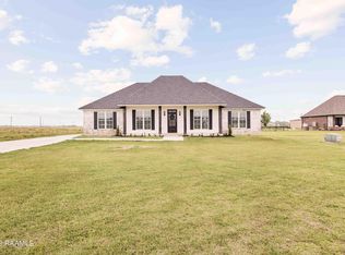 145 Hummingbird, Rayne, LA 70578