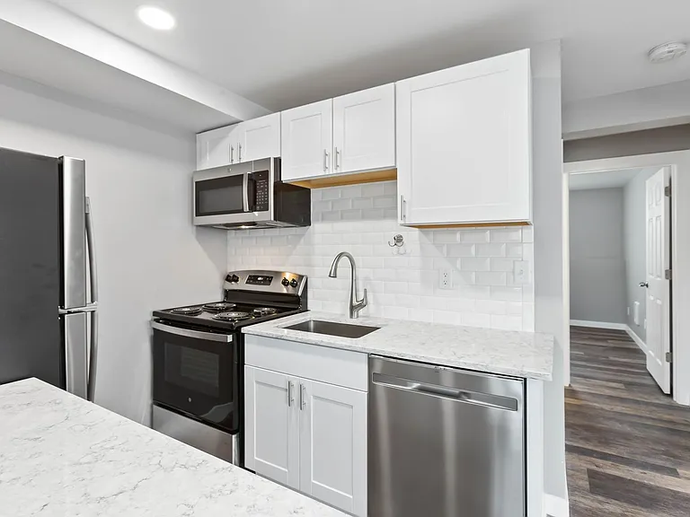 508 Southway Dr — Photo 15