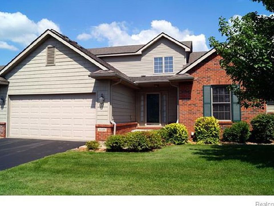 1st image of 6185 Mountain Laurel Dr