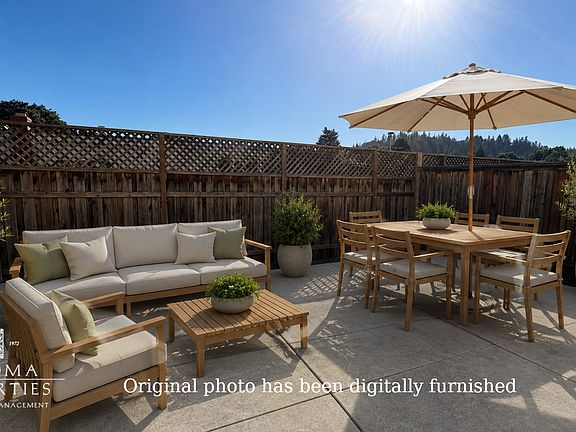 3rd image of 425 Kylie Ln