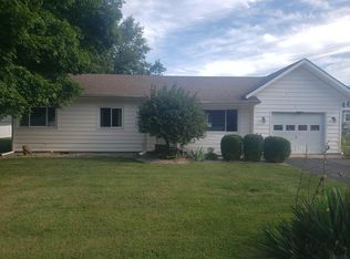 2318 Westgate Dr, Logansport, IN 46947