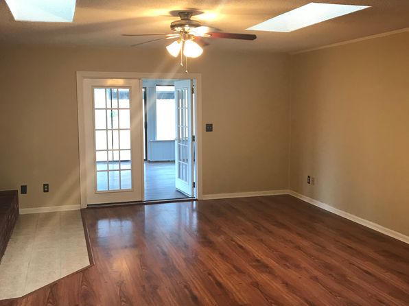 763 Saint Vincent Cv