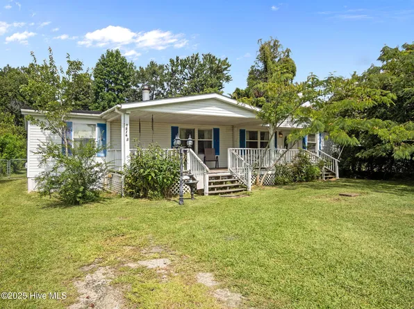 1274 Newport Loop Road, Newport, NC 28570