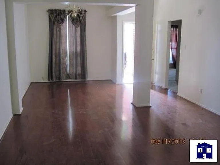 3615 Coral Bay Ln — Photo 3
