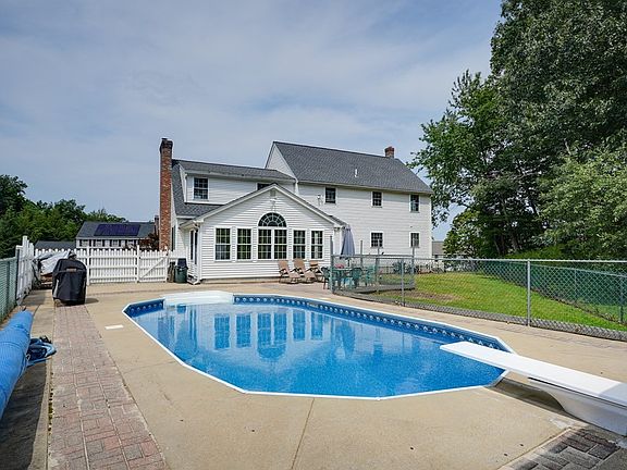 2nd image of 54 Biscuit Hill Dr