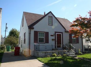 22156 Lambrecht Ave, Eastpointe, MI 48021