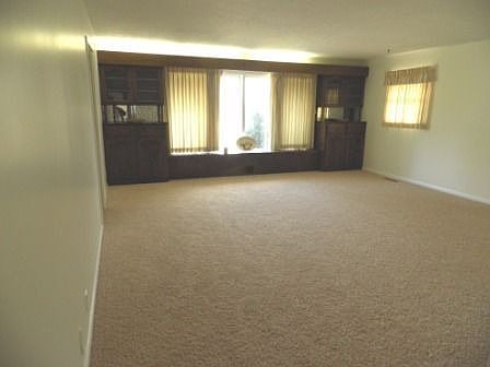 Living Room - 450 sq ft