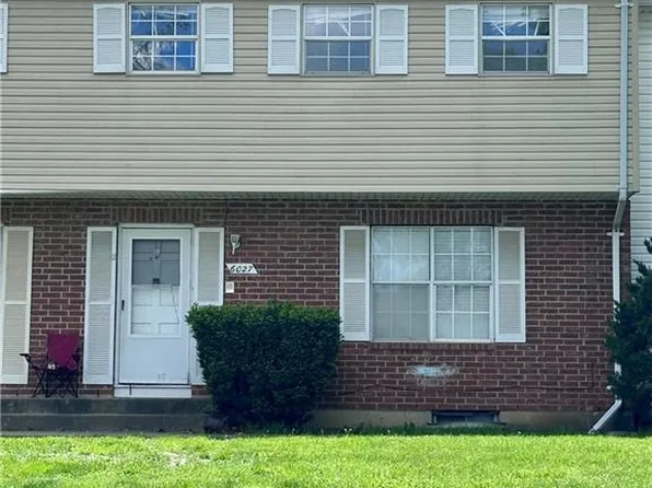 6027 E 127th St, Grandview, MO 64030