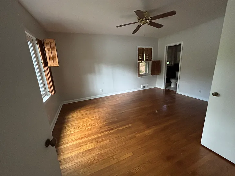 1445 Clairmont Rd #A — Photo 3