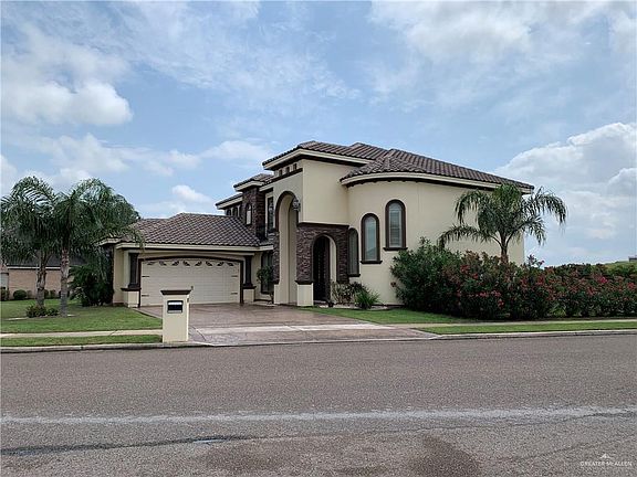 2nd image of 3302 Los Lagos Dr