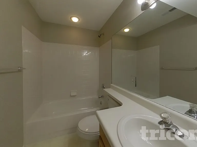 8195 Radcliff Dr — Photo 17