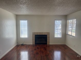 1940 Nebula Dr #4, Las Vegas, NV 89115