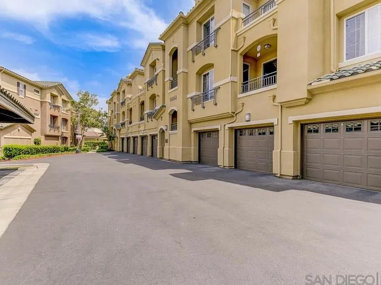 10848 Scripps Ranch Blvd #105 — Photo 2
