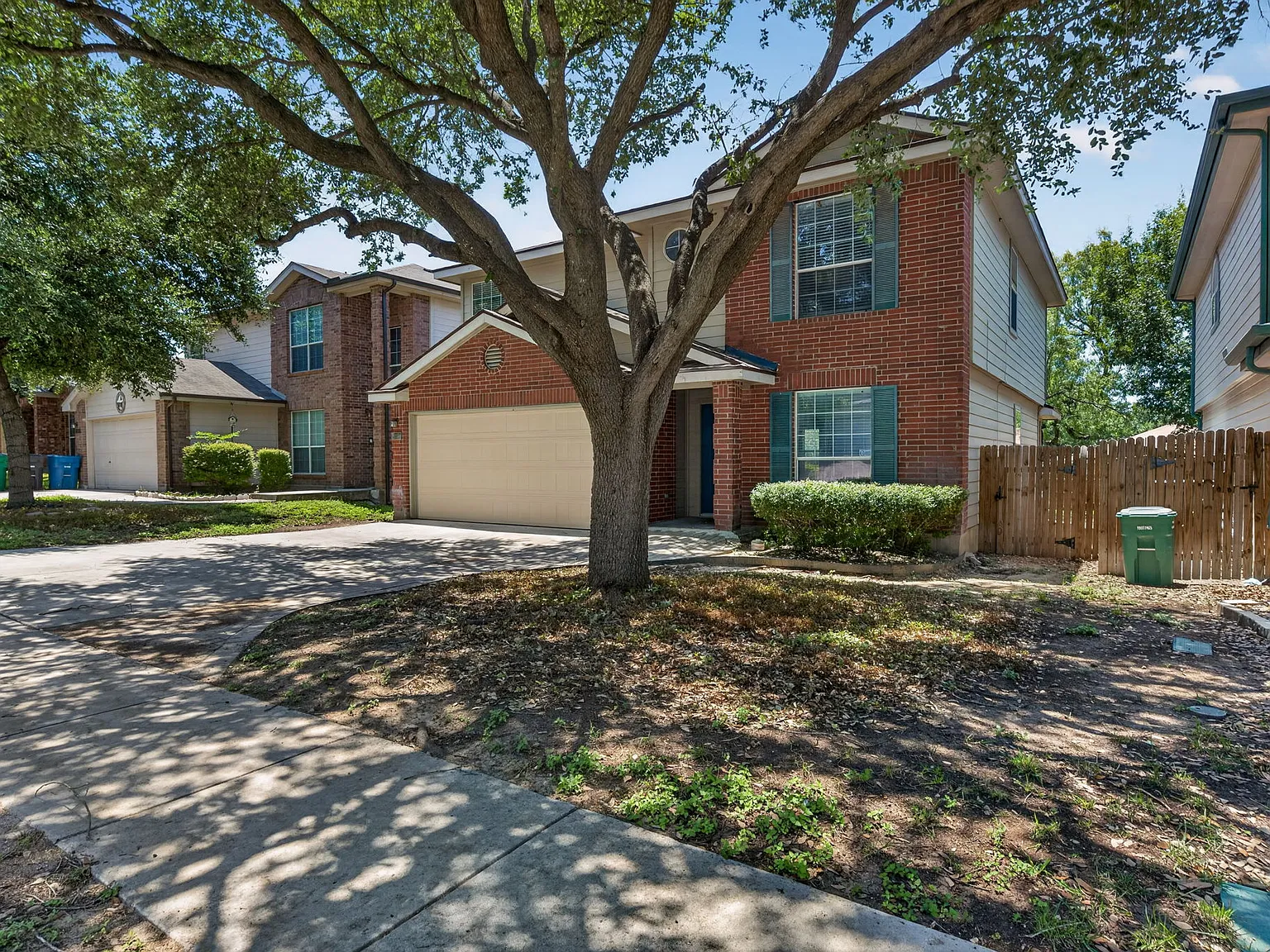 3 bed, 2.5 bath, 2231 sqft, $1,750 — Photo 4
