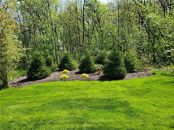4th image of 6945 Honey Ln