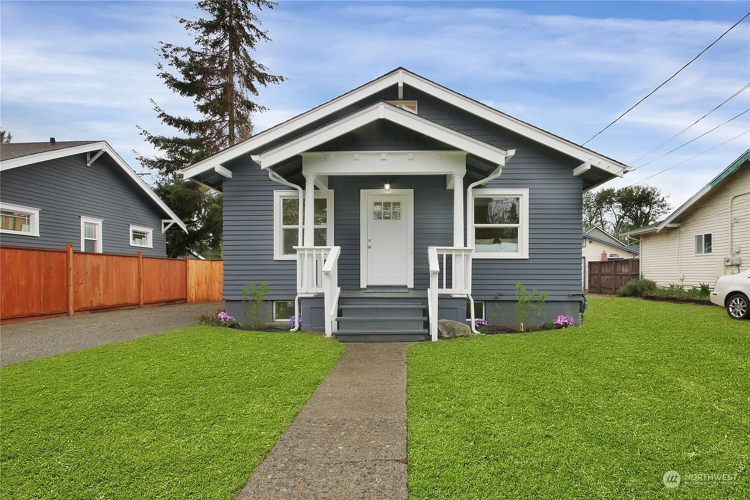 3018 S Proctor Street photo 1