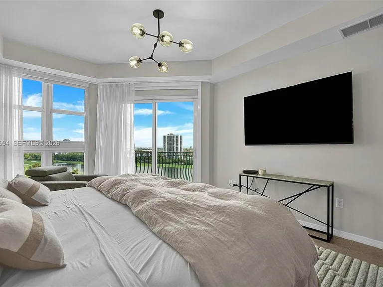 20000 Country Club Dr #6 — Photo 35