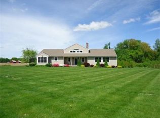 46 Rocky Hill Rd, Hadley, MA 01035