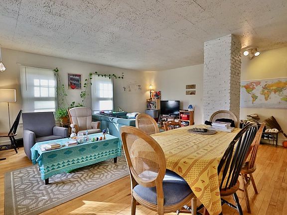 5th image of 1632 Madison Street