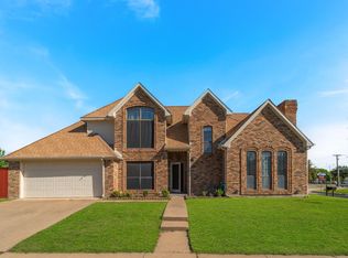 2037 Village Grn, Richardson, TX 75081