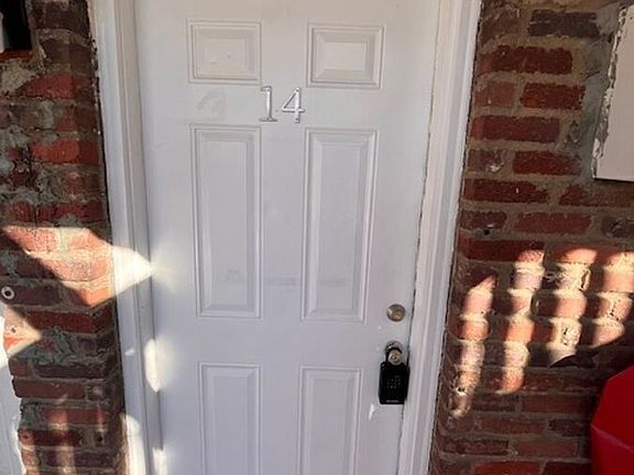 2nd image of 2021 Cambridge Dr APT 14