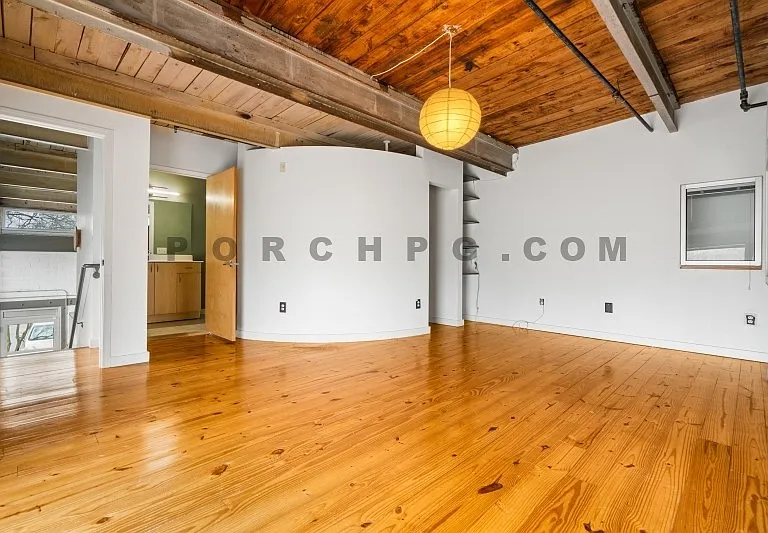1661 La France St NE #228 — Photo 18